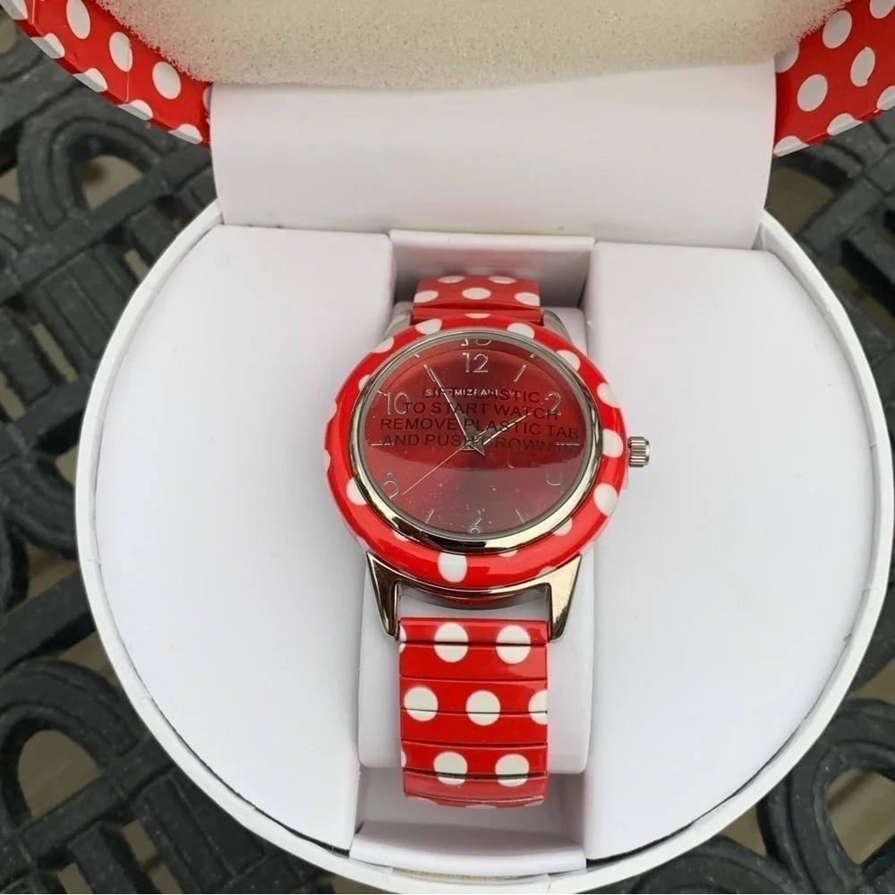 🆕 Isaac Mizrahi Live Ladies Red Polka Dot Expansion Wrist Watch Women’s